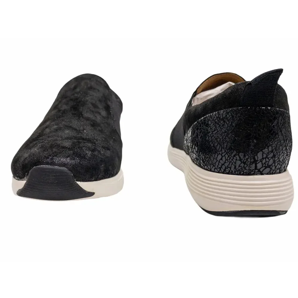 Comfortiva Nicole Suede Slip On Sneakers Women's 8.5 Black